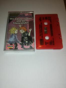 Der kleine Vampir Folge 14 und die Klassenfahrt Rot mit Schwarzen Druck 7432115442 4 Europa